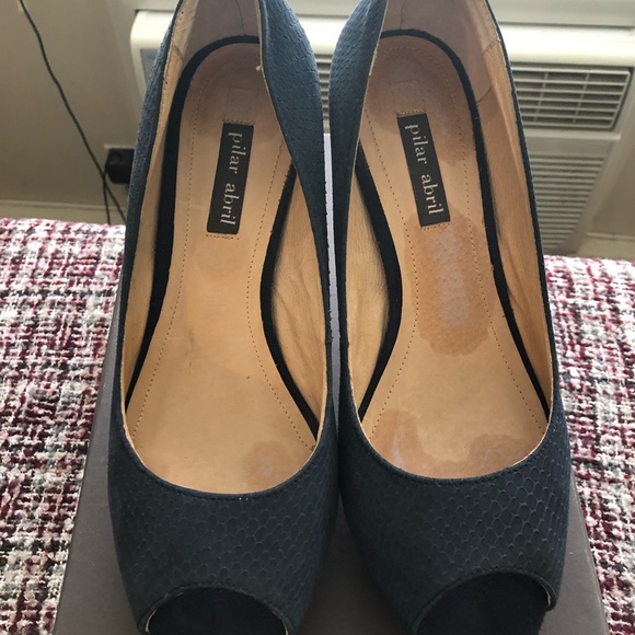 Pilar Abril Heels - Picture 2 of 5